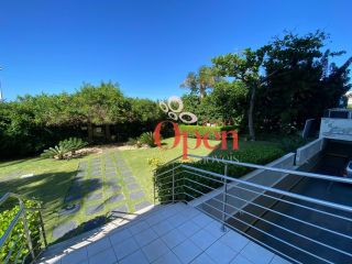 APARTAMENTO FRENTE MAR PARA LOCAÇÃO ANUAL EM BECO DOS MILIONÁRIOS -CANASVIEIRAS/FLORIANÓPOLIS S.C.