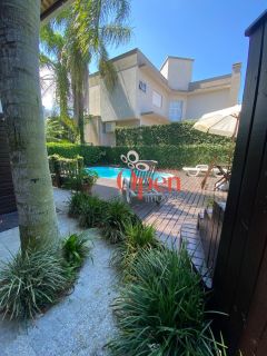 CASA EM CONDOMÍNIO CANASJURÊ - FLORIANÓPOLIS/SC