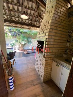 CASA EM CONDOMÍNIO CANASJURÊ - FLORIANÓPOLIS/SC