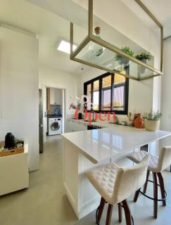 MODERNO APARTAMENTO PARA LOCAÇÃO ANUAL EM JURERÊ - FLORIANÓPOLIS/SC