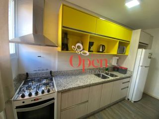 Apartamento locação anual Beco dos Milionários a apenas 80 metros do mar