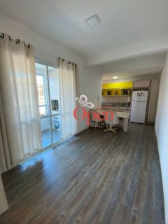 Apartamento locação anual Beco dos Milionários a apenas 80 metros do mar