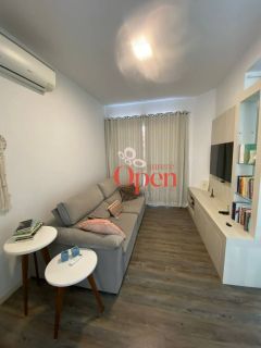 Apartamento locação anual Beco dos Milionários a apenas 80 metros do mar