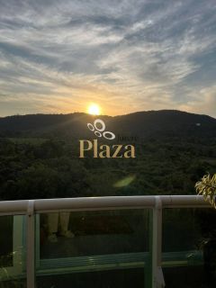 COBERTURA COM VISTA DO PÔR DO SOL À VENDA EM JURERÊ INTERNACIONAL