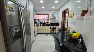 OPORTUNIDADE EM JURERÊ INTERNACIONAL, CASA 3 DORMITÓRIOS - FLORIANÓPOLIS/SC