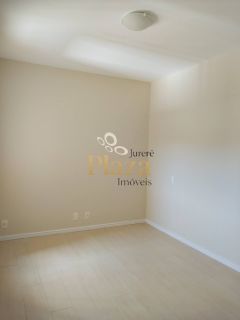 APARTAMENTO À VENDA COM VISTA DA BEIRA MAR DE FLORIANÓPOLIS/SC