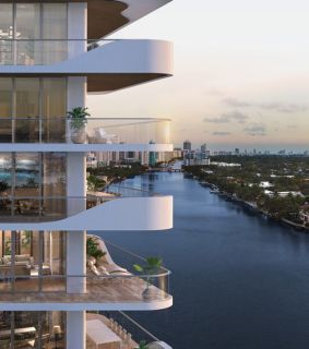 Monaco Yacht Club & Residences