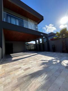 Casa de 3 Suítes Alto Padrão, Mobiliada e Decorada, Ingleses - Florianópolis