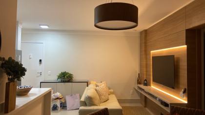 APARTAMENTO MOBILIADO NA PRAIA DO SANTINHO