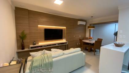 APARTAMENTO MOBILIADO NA PRAIA DO SANTINHO