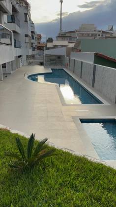 APARTAMENTO MOBILIADO NA PRAIA DO SANTINHO
