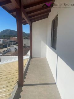 CASA LOCAÇÃO ANUAL- RIO VERMELHO- FLORIANÓPOLIS