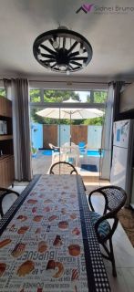 CASA COMPLETA COM PISCINA- INGLESES