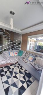 CASA COMPLETA COM PISCINA- INGLESES