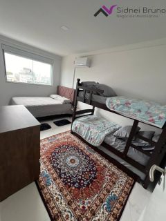 APARTAMENTO A POUCOS METROS DA PRAIA-INGLESES ENTRADA DO CENTRINHO