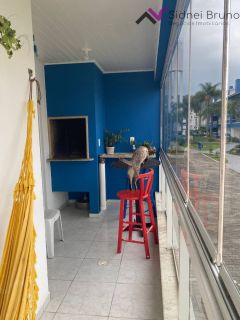 Apartamento com piscina nos Ingleses – 2 quartos (1 suíte), pet friendly, perto da praia!