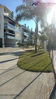 Apartamento com piscina nos Ingleses – 2 quartos (1 suíte), pet friendly, perto da praia!