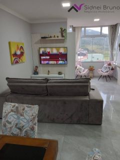 Apartamento amplo com suíte e terraço com mesa de sinuca nos Ingleses