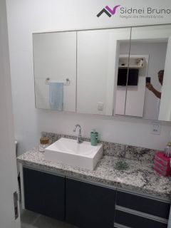 Apartamento amplo com suíte e terraço com mesa de sinuca nos Ingleses