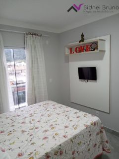 Apartamento amplo com suíte e terraço com mesa de sinuca nos Ingleses