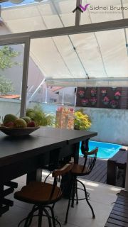 Casa Completa com Piscina para Temporada nos Ingleses- Conforto para até 08 pessoas