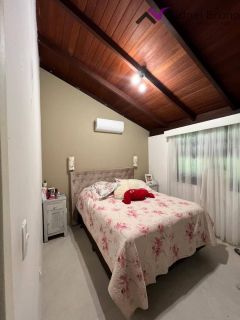 Casa de Temporada com Piscina na Cachoeira do Bom Jesus – Conforto para Até 8 Pessoas