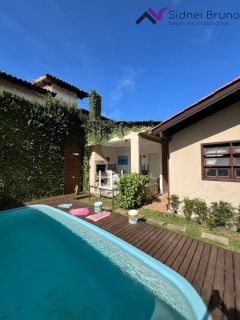 Casa de Temporada com Piscina na Cachoeira do Bom Jesus – Conforto para Até 8 Pessoas