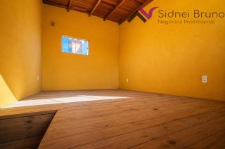 LOFT COM MEZANINO PARA LOCAÇÃO ANUAL- RIO VERMELHO