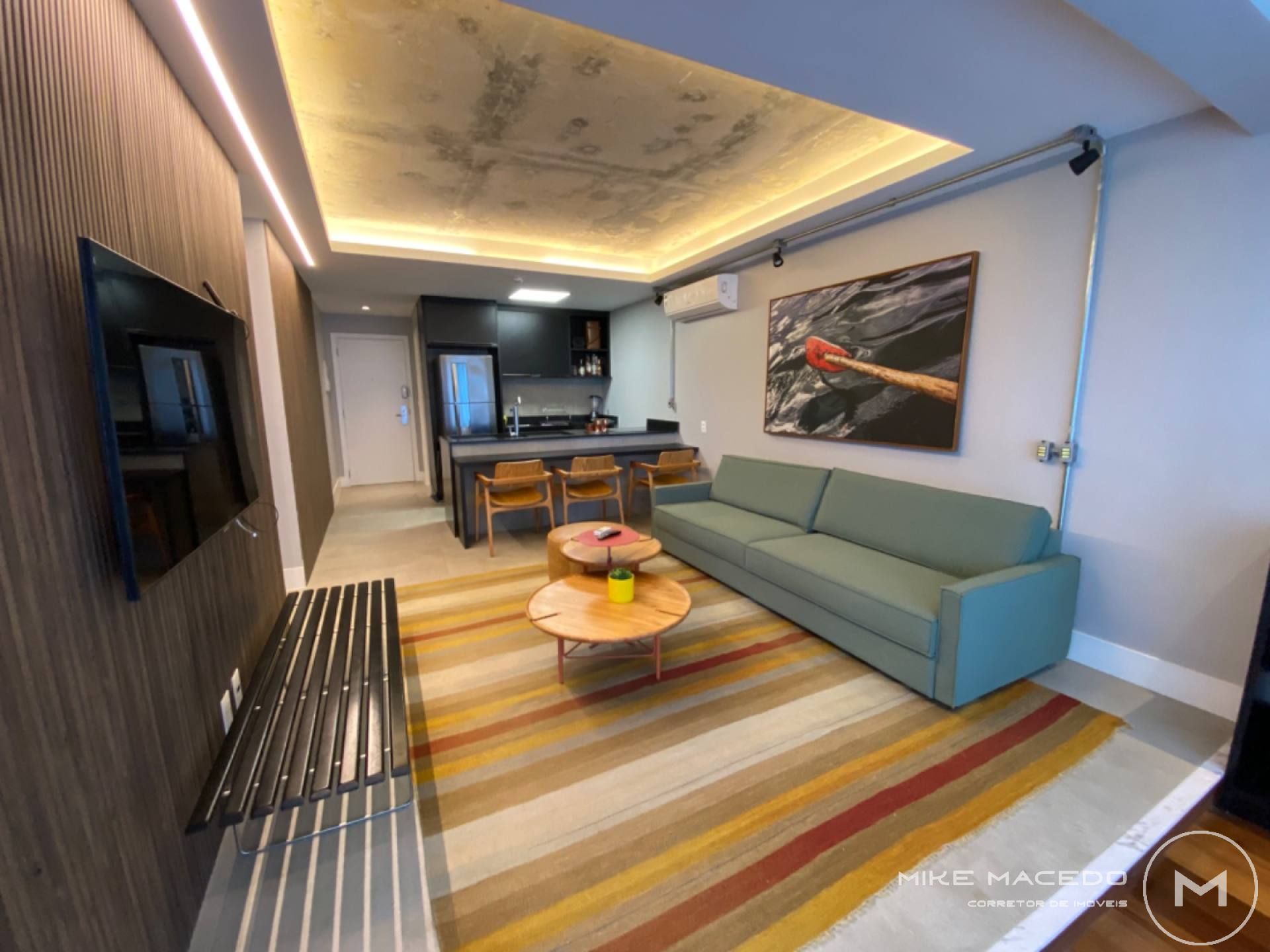 Apartamento à venda no Pestana Bahia Lodge no Rio Vermelho por 990 mil