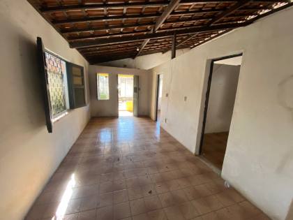 Casa à venda em Simoes Filho por 299 mil reais com Escritura