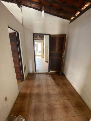 Casa à venda em Simoes Filho por 299 mil reais com Escritura
