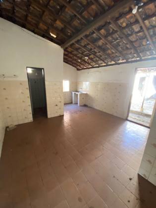 Casa à venda em Simoes Filho por 299 mil reais com Escritura