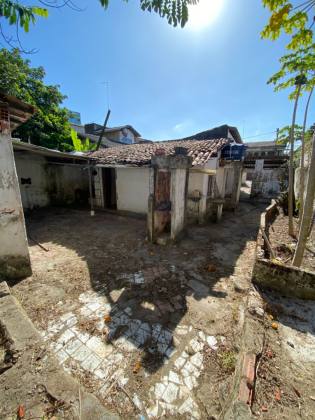 Casa à venda em Simoes Filho por 299 mil reais com Escritura