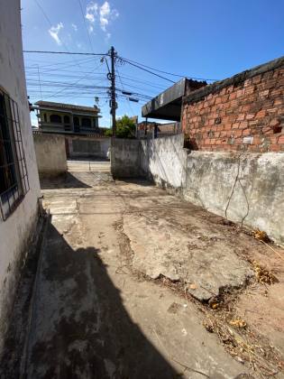 Casa à venda em Simoes Filho por 299 mil reais com Escritura