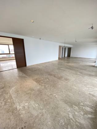 Apartamento à venda no Rio Vermelho com 320 m2 e uma vista deslumbrante para o mar.