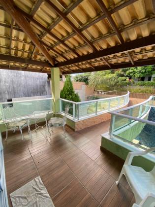 Casa à Venda no Villas do Bosque – 412 m², 3 Suítes, 2 vagas, Area Verde e Espaço Gourmet