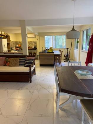 Casa à Venda no Villas do Bosque – 412 m², 3 Suítes, 2 vagas, Area Verde e Espaço Gourmet