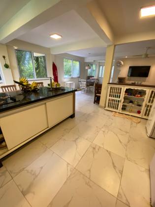 Casa à Venda no Villas do Bosque – 412 m², 3 Suítes, 2 vagas, Area Verde e Espaço Gourmet