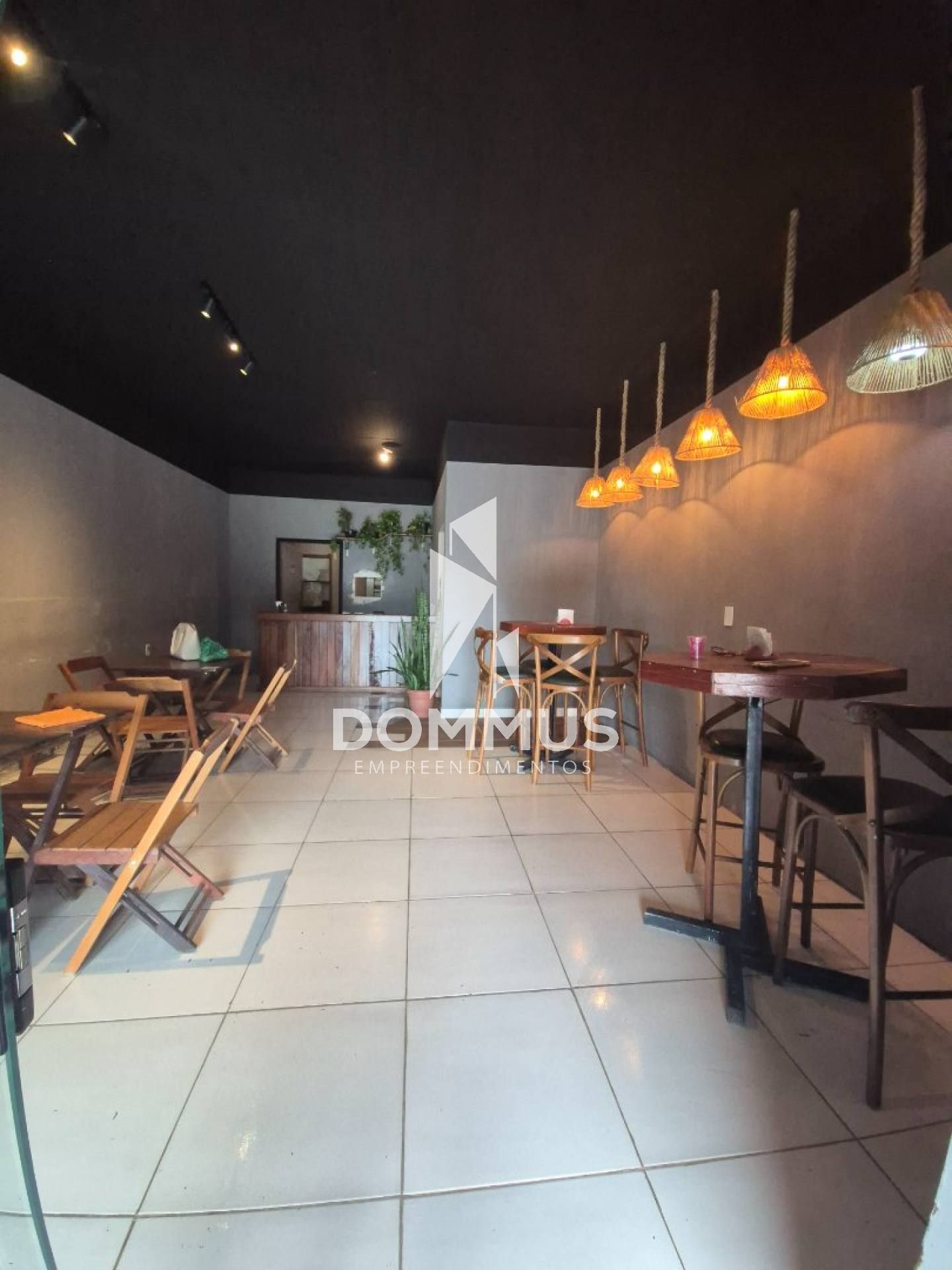 Ponto Comercial no Manoel Julião Reformado