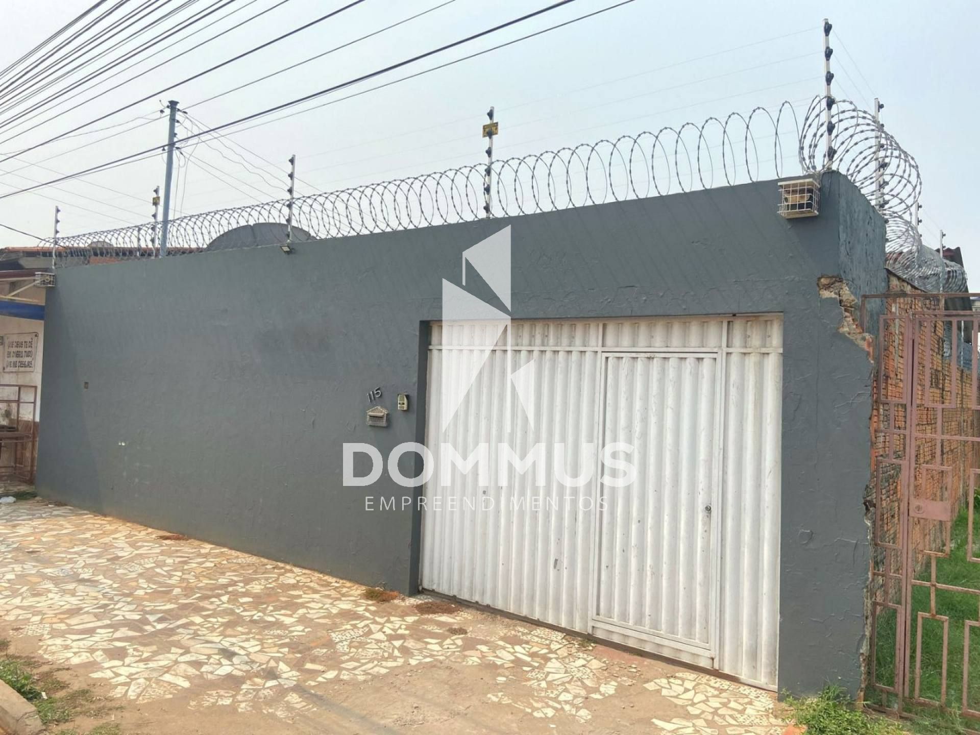 CASA NO BAIRRO PLACAS