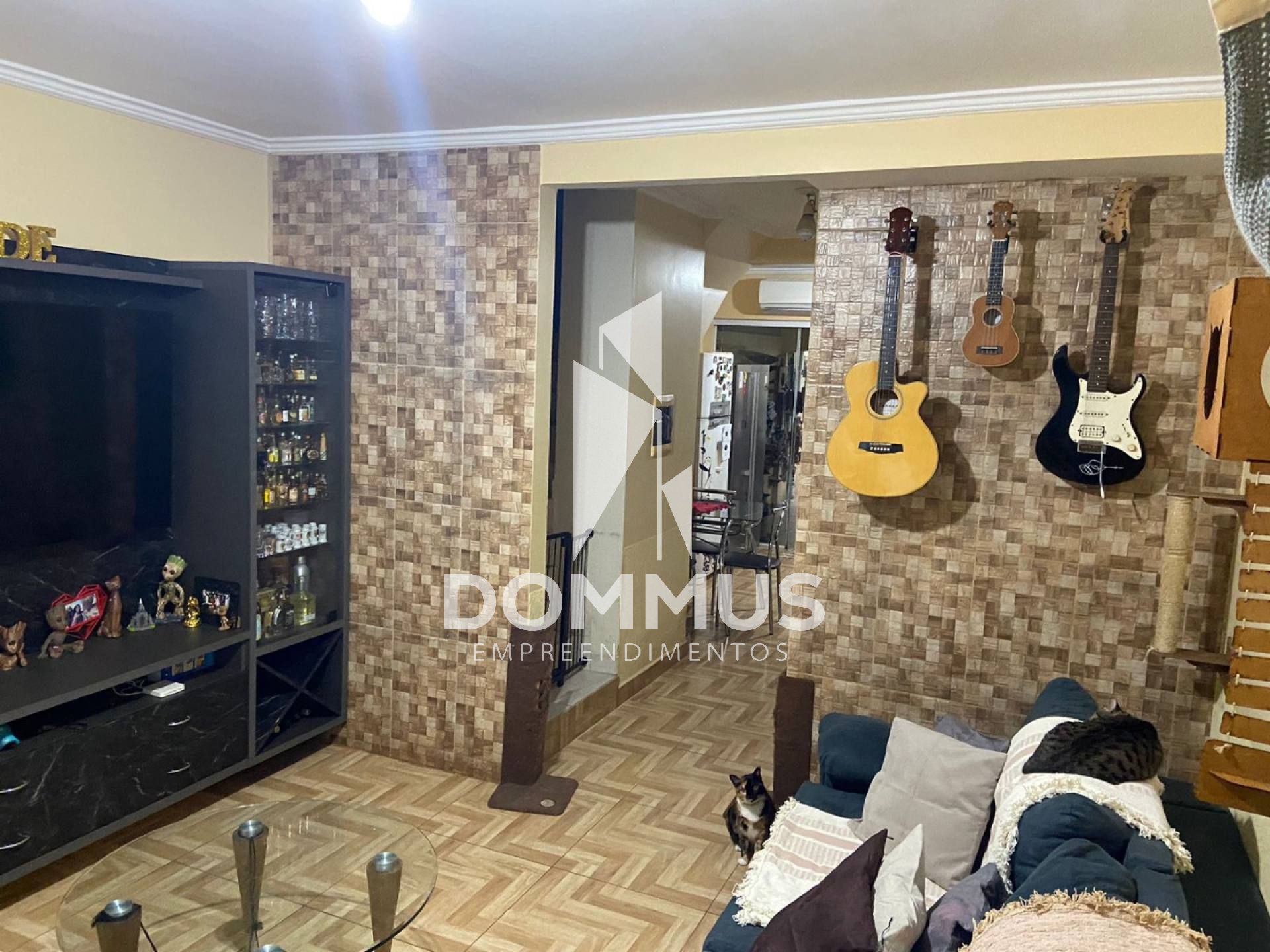 Linda casa à venda no condomínio Green Garden