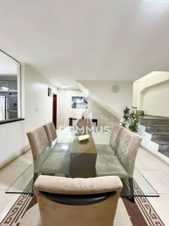 Casa estilo sobrado