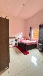 Casa a venda no bairro Jorge Lavocat