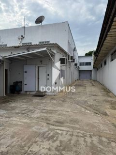 Oportunidade!! Prédio comercial à venda na rua Isaura Parente