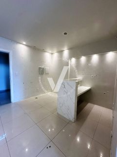 SALA COMERCIAL NO CENTRO MÉDICO JARDINS