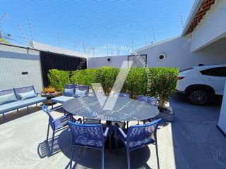 CASA DE 261 M² NO BAIRRO AEROPORTO