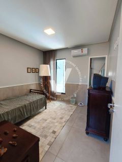 CASA DE 261 M² NO BAIRRO AEROPORTO