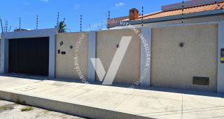 CASA DE 261 M² NO BAIRRO AEROPORTO