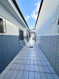 CASA DE 225 M² NO BAIRRO PEREIRA LOBO