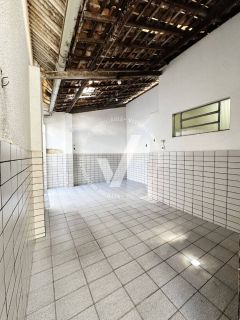 CASA DE 225 M² NO BAIRRO PEREIRA LOBO